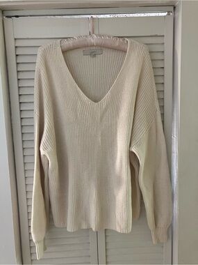 Loft V-Neck Ivory Off White Ribbed Chunky Oversized Sweater